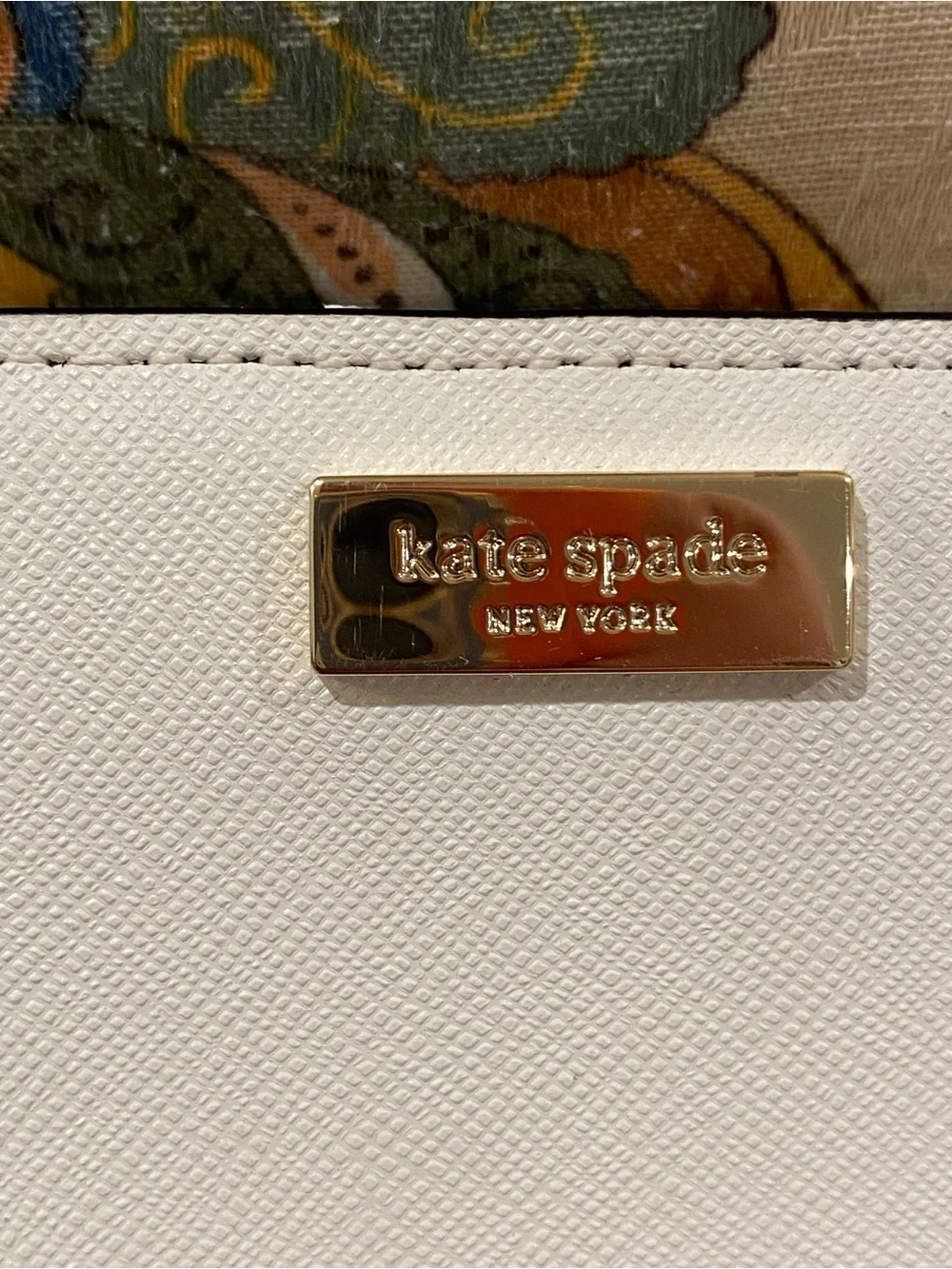 kate spade Cream and White Saffiano Leather Wallet with Gold Logo